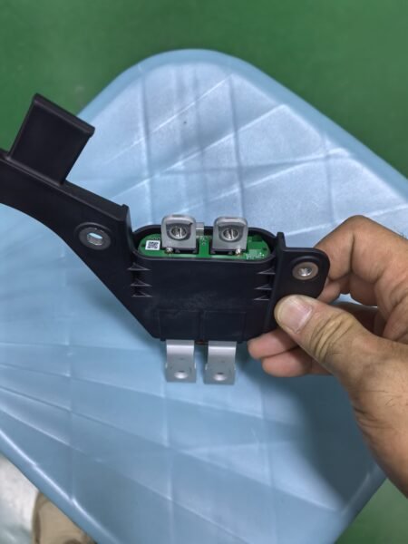 Customer's existing soldering tip facing oxidation and wear issues during 430°C automotive electronics production.